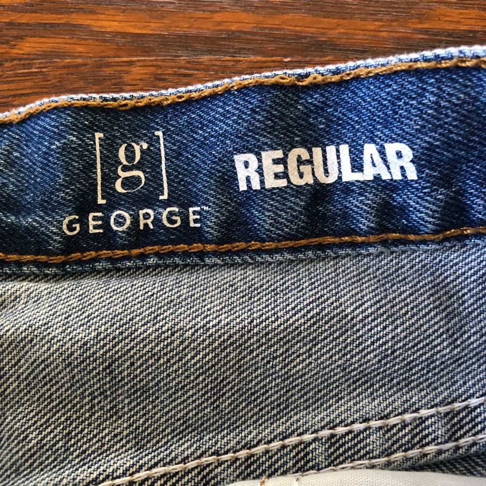 George Jeans - Picture 2 of 7